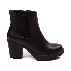 Shi Ankle Boots
